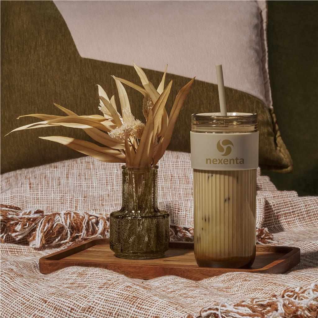 Serendipio Mayfair Plastic Tumbler & Straw – 650ml