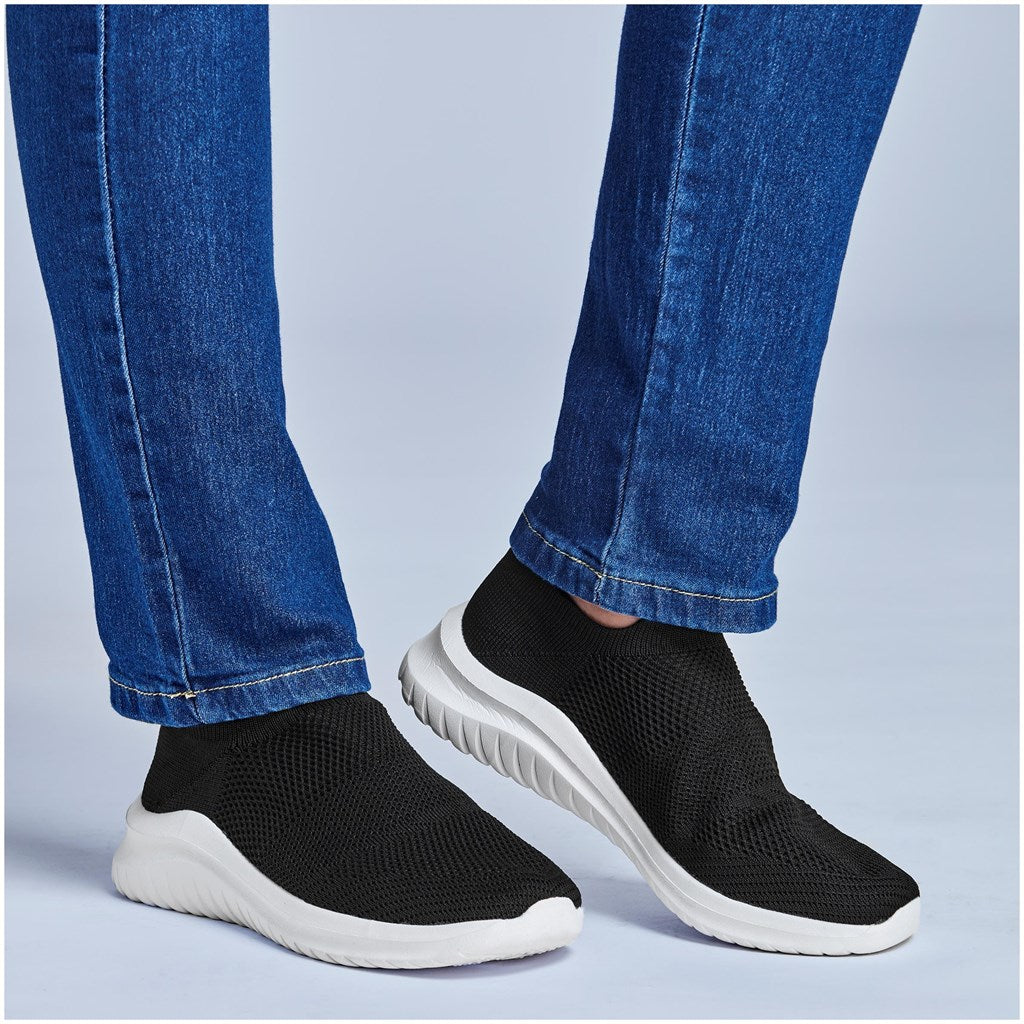 Unisex Comfort Slip-on Sneaker