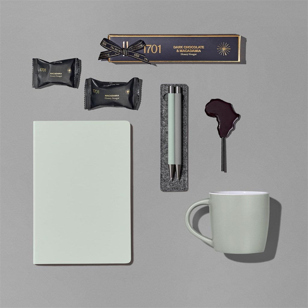 Yatta Vogue Vibes Hamper