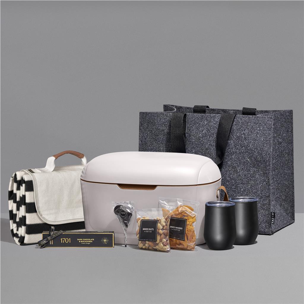 Yatta Outdoor Indulgence Hamper