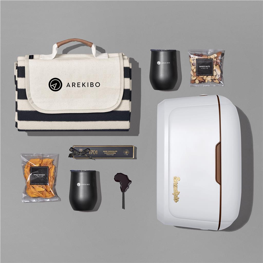 Yatta Outdoor Indulgence Hamper